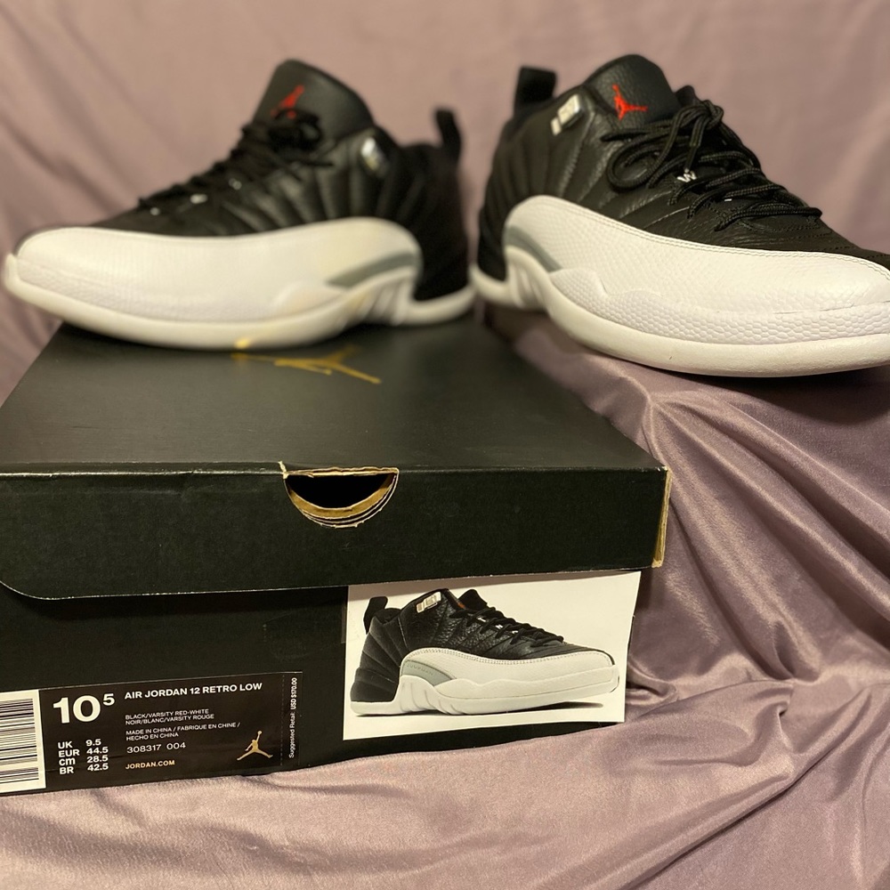 Nike Air Jordan 12 Retro Low playoffs Size 10.5